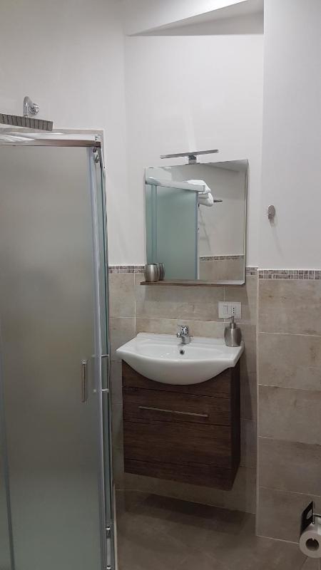 One-Bedroom House image 4