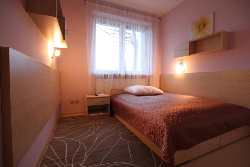 King Room image 3