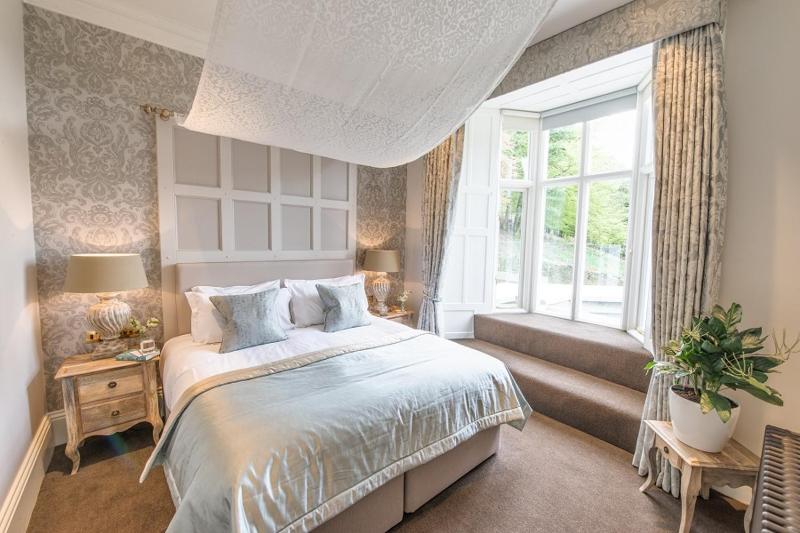 Deluxe Double Room image 3