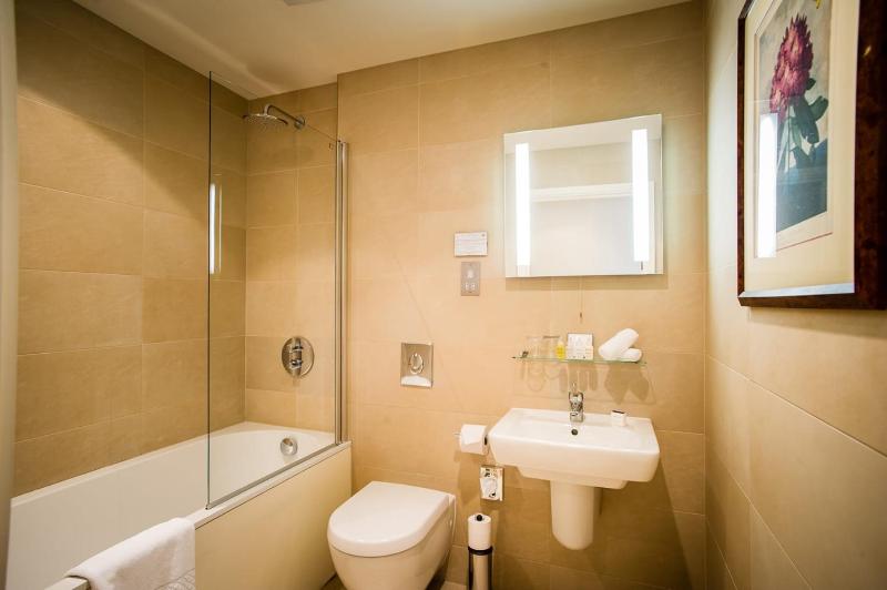King Room image 4