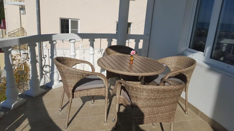 Two-Bedroom Suite with Balcony and Sea View image 3