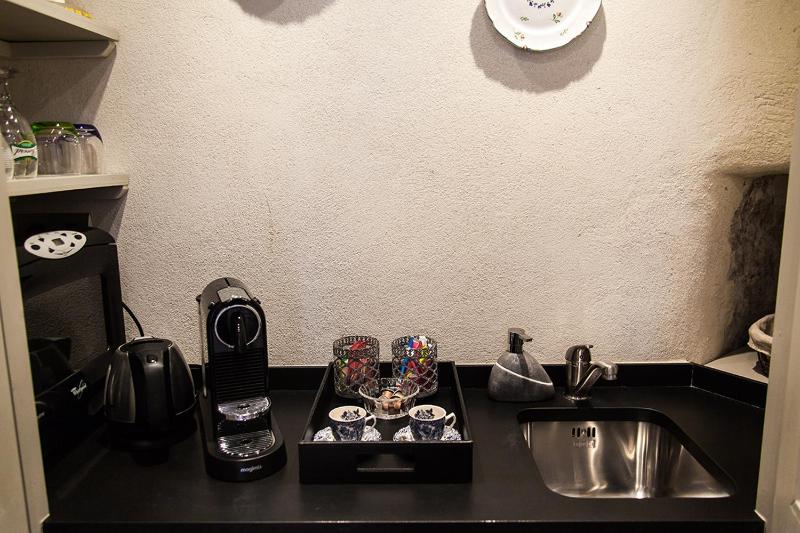 Double Room with Private Bathroom image 4