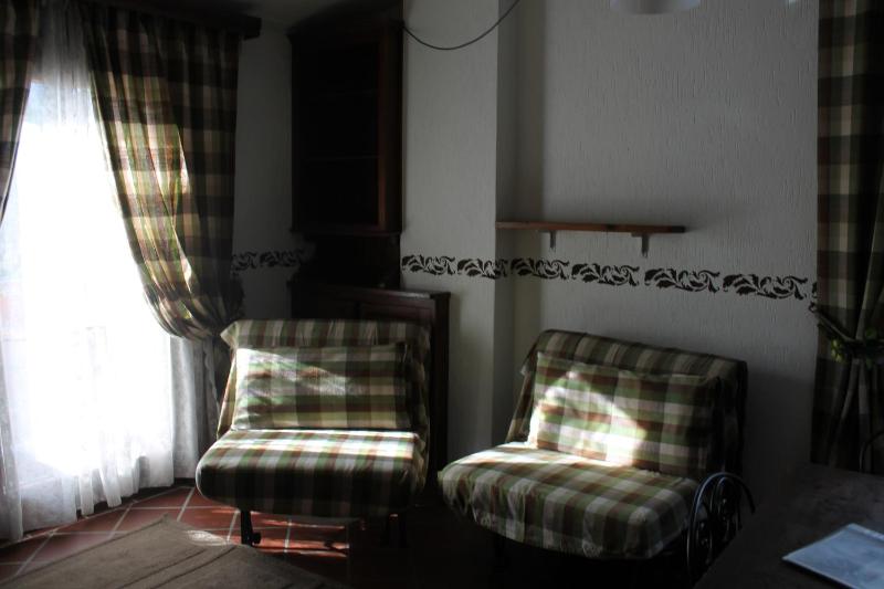 One-Bedroom Apartment (4 Adults) image 3