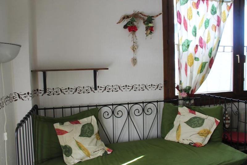One-Bedroom Apartment (4 Adults) image 2