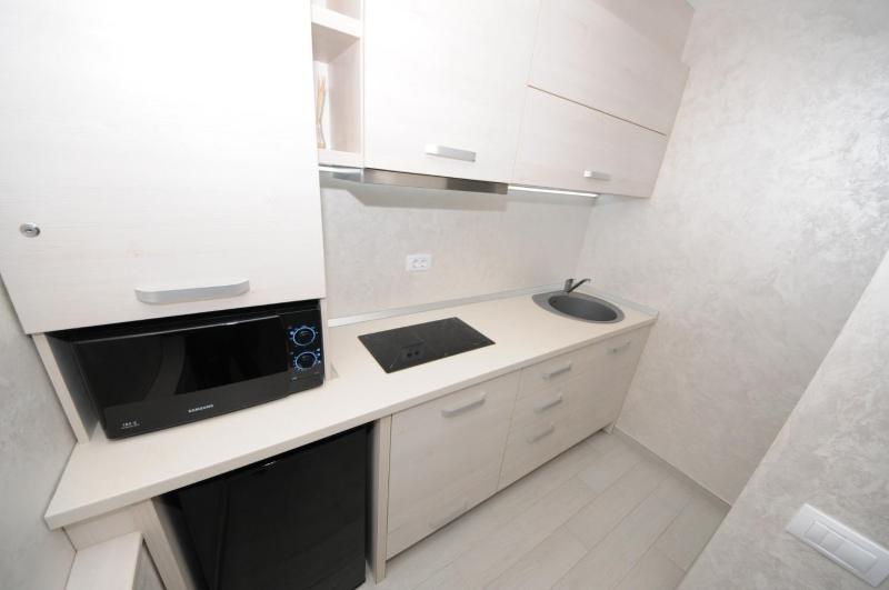 One-Bedroom Apartment image 3