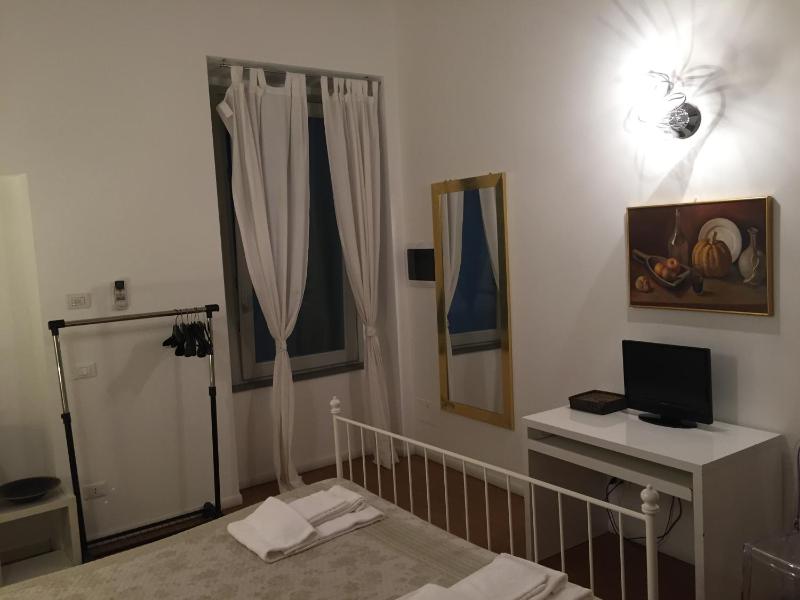 Vip Bergamo Rooms - image 16