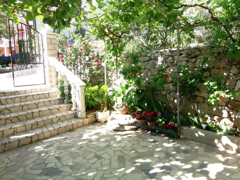 Apartments Beba - image 32