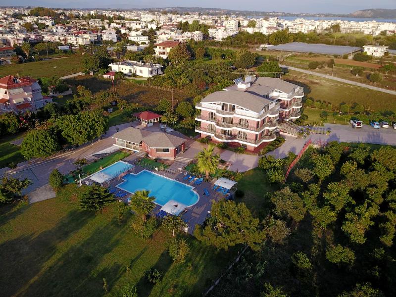 Ionion Star Hotel - image 11