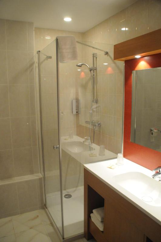 Single Room image 2