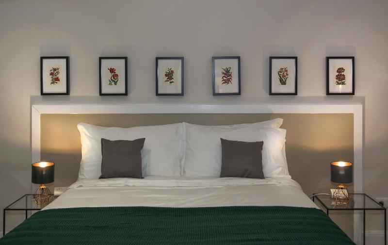 Deluxe Triple Room image 4