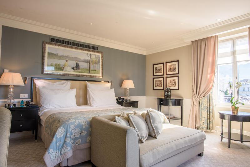 Junior Suite with Lake View image 2