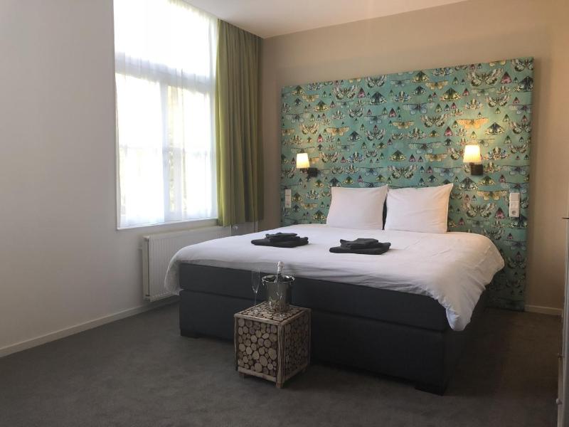 King Suite image 3