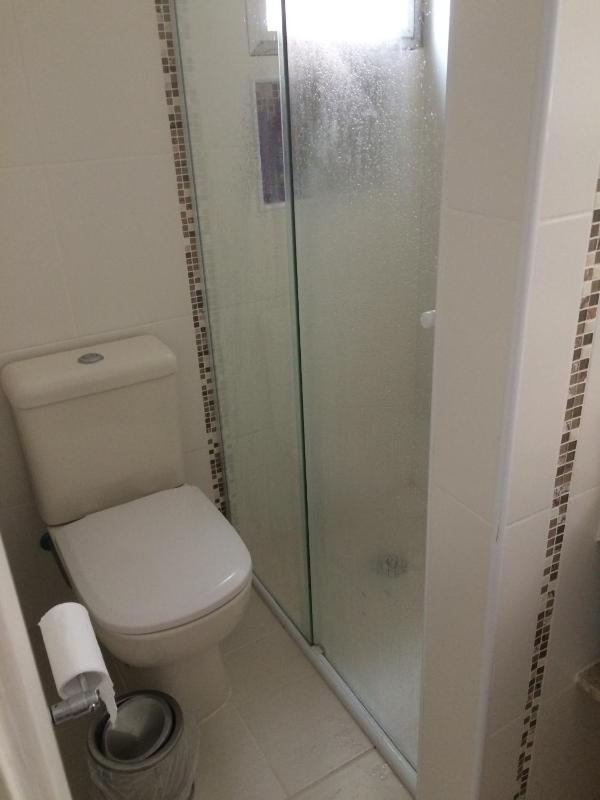Apto Novo a uma Quadra da Praia - image 15