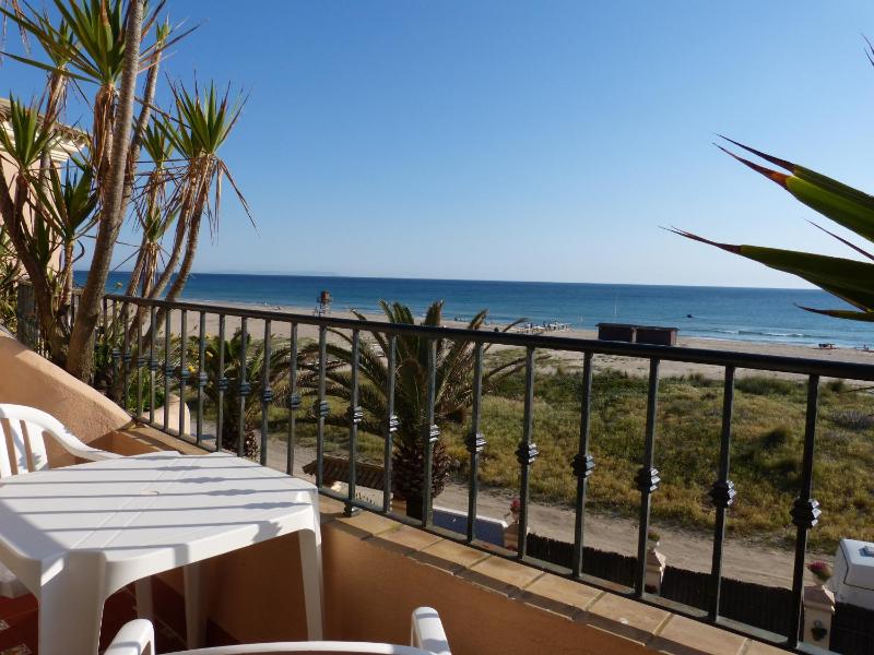 Double or Twin Room with Sea View image 1