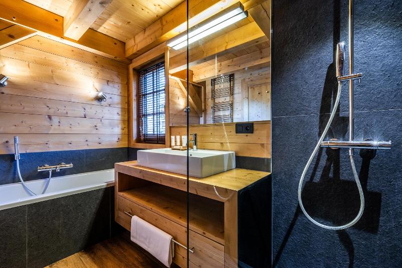 Abachi Chalet Les Gets - by EMERALD STAY - image 41