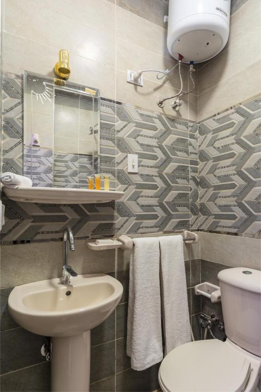 Deluxe Single Room image 3