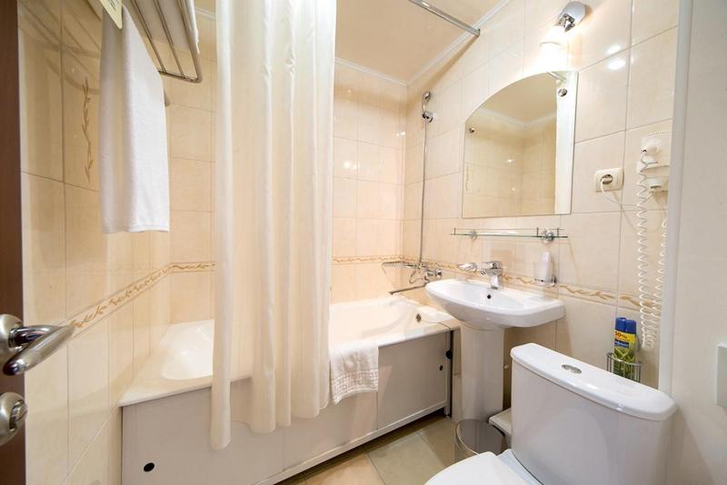 Comfort Double Room image 1