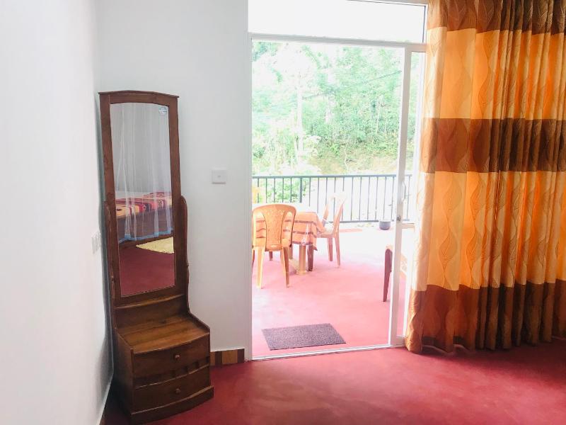 Senehas Homestay - image 22