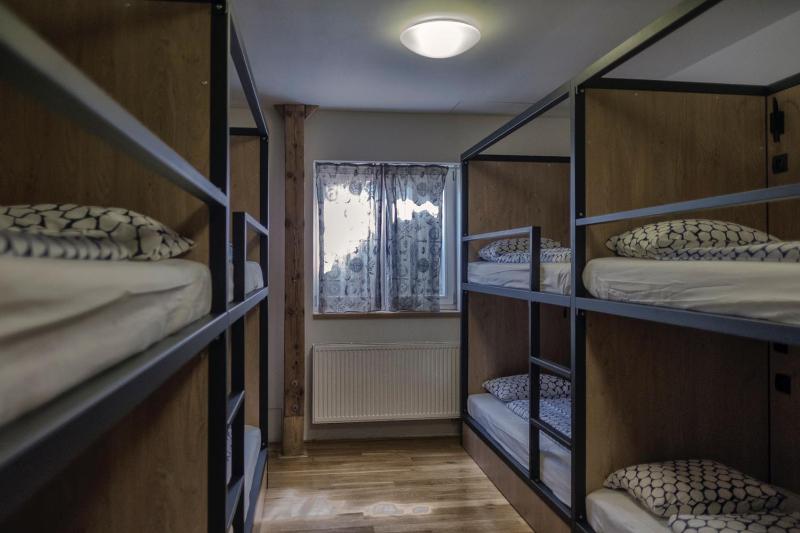 Bed in 8-Bed Mixed Dormitory Room image 2