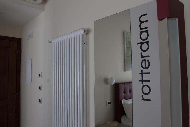 Double Room with Private Bathroom image 2