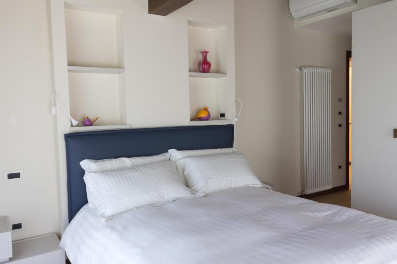 Double Room with Private Bathroom image 2