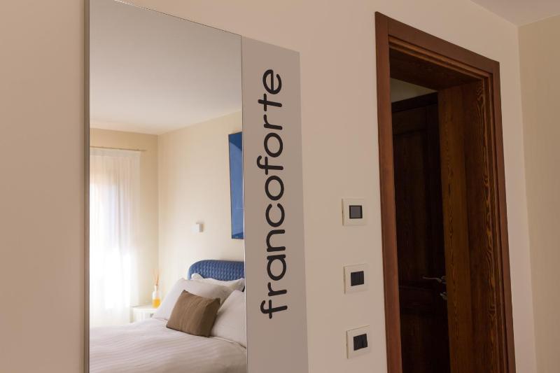 Deluxe Junior Suite image 2