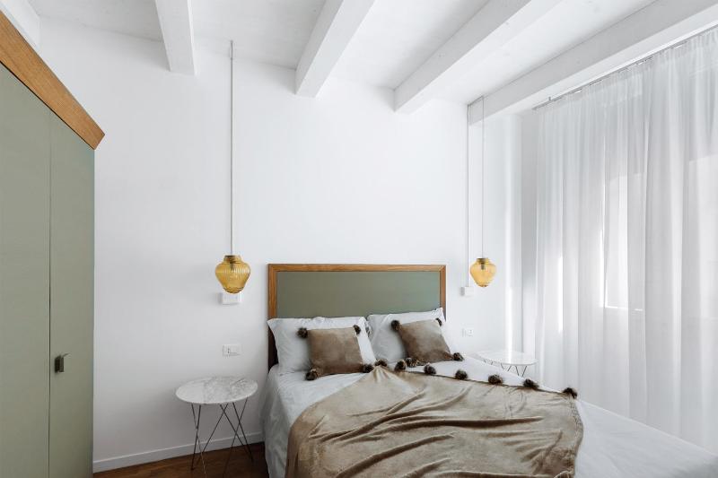One-Bedroom Apartment image 3