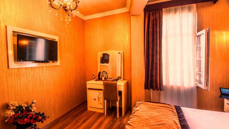 Economy Single Room image 3