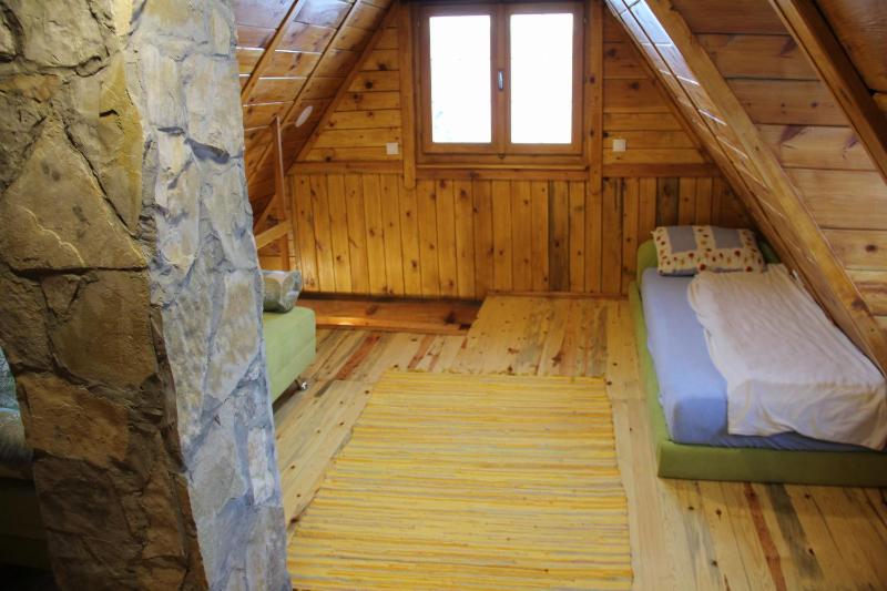 Apartment with Mountain View image 4