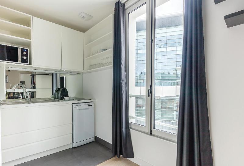 Deluxe Apartment image 3