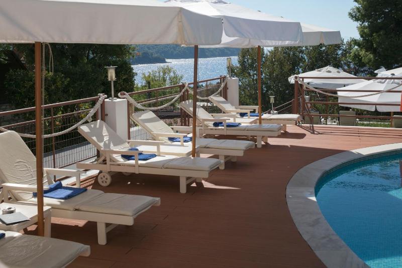 Magic Hotel - image 50
