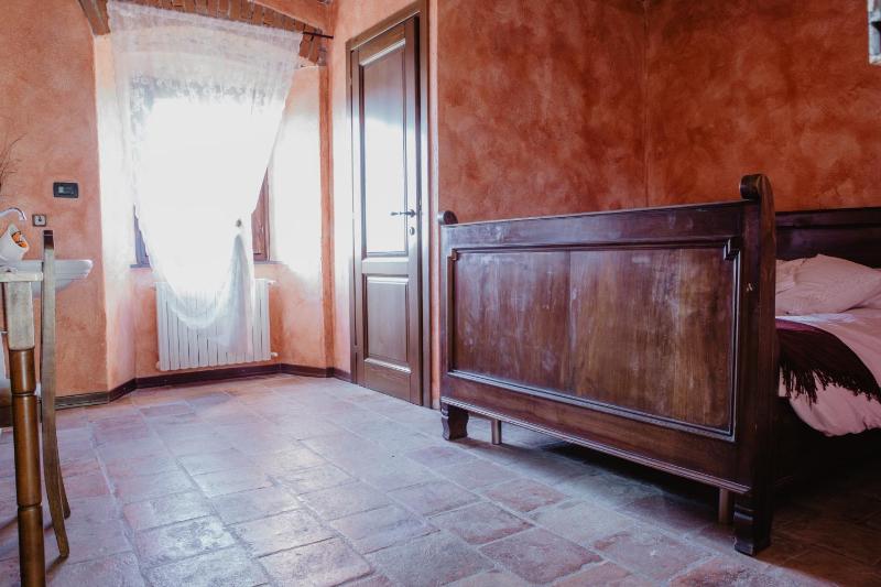Double Room image 4