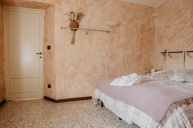 Double Room image 1