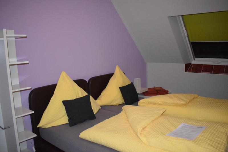 Double or Twin Room image 3