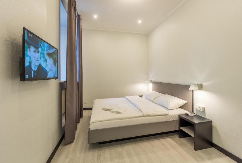 Studio-apartment at Mykoly Lysenko 3  image 3