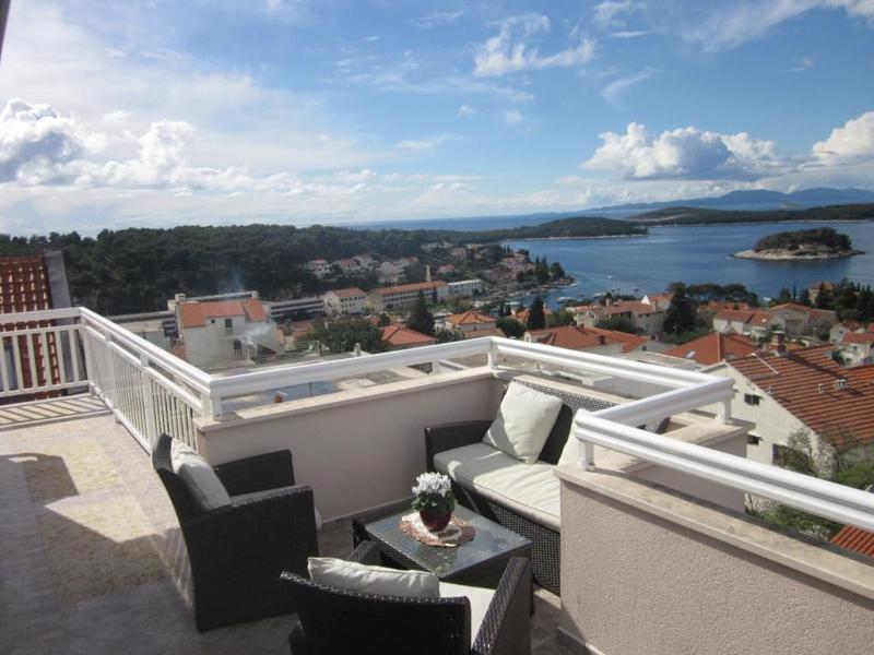 Apartment in Hvar town with sea view terrace air conditioning Wi-Fi (3666-4) - image 40