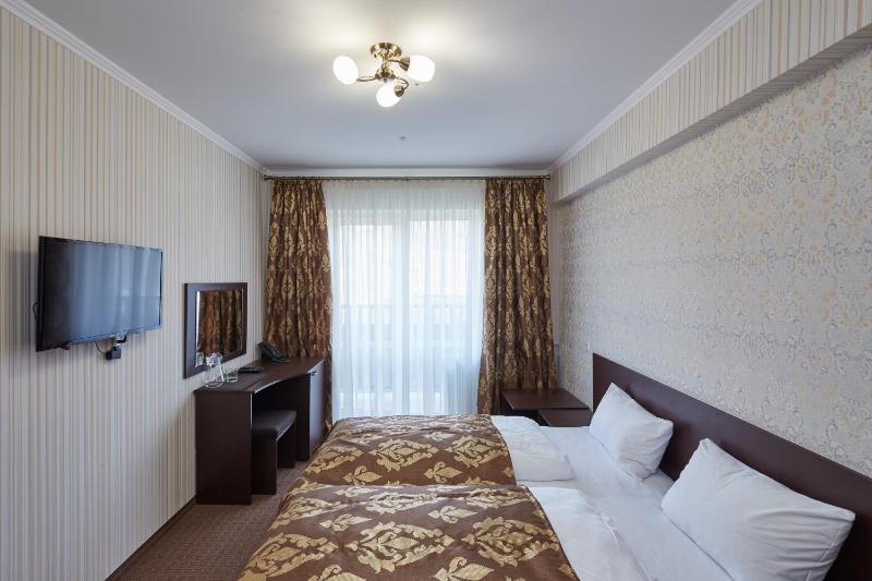 Double or Twin Room with Balcony image 1