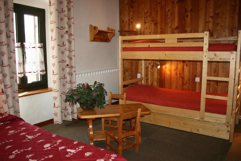 Family Room image 1