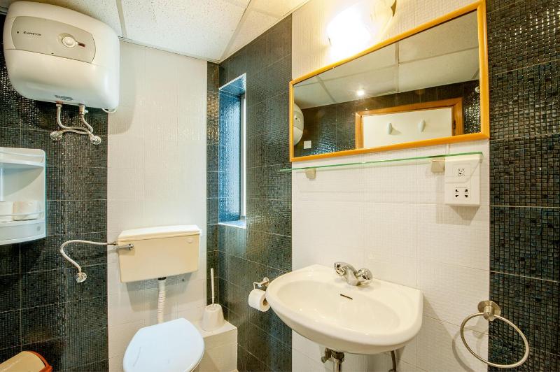 Double or Twin Room image 2