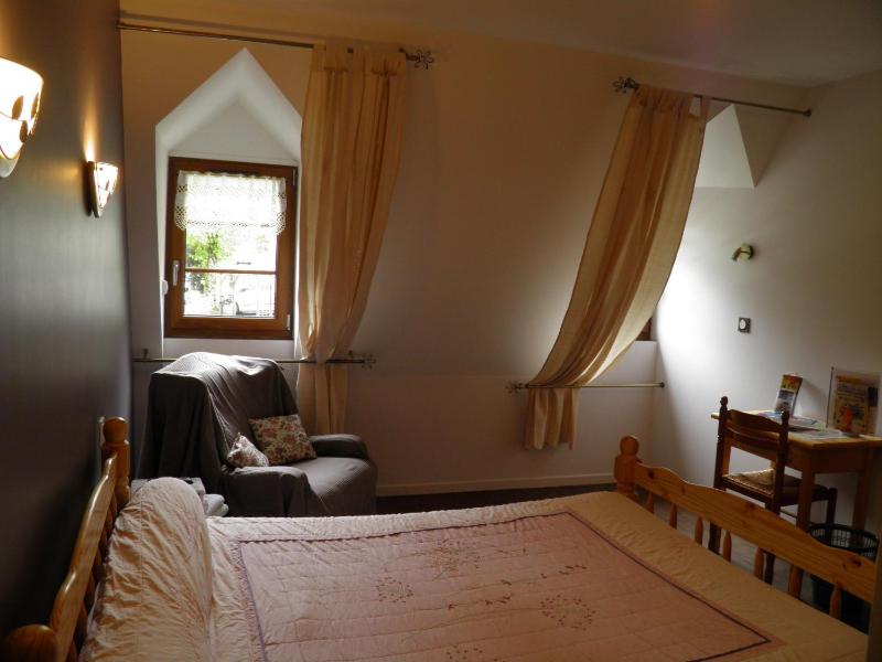 Double Room image 2