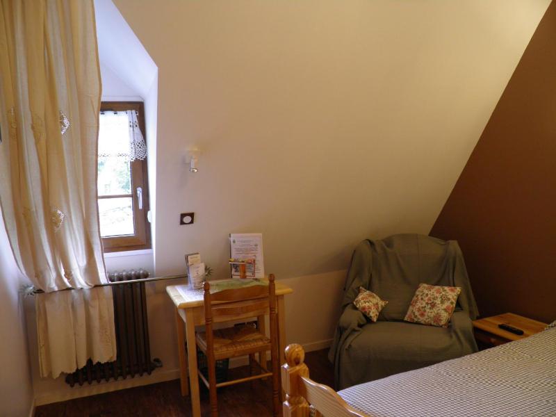 Double Room image 3