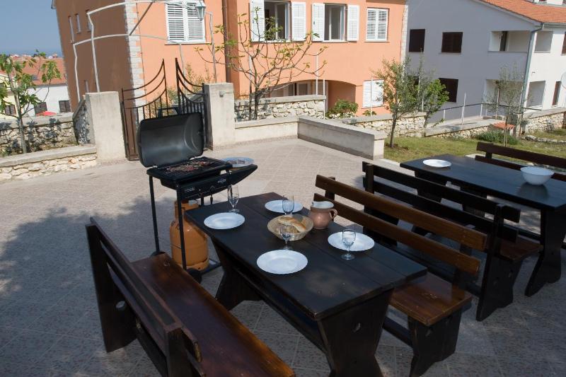 Apartment (2 Adults) image 2