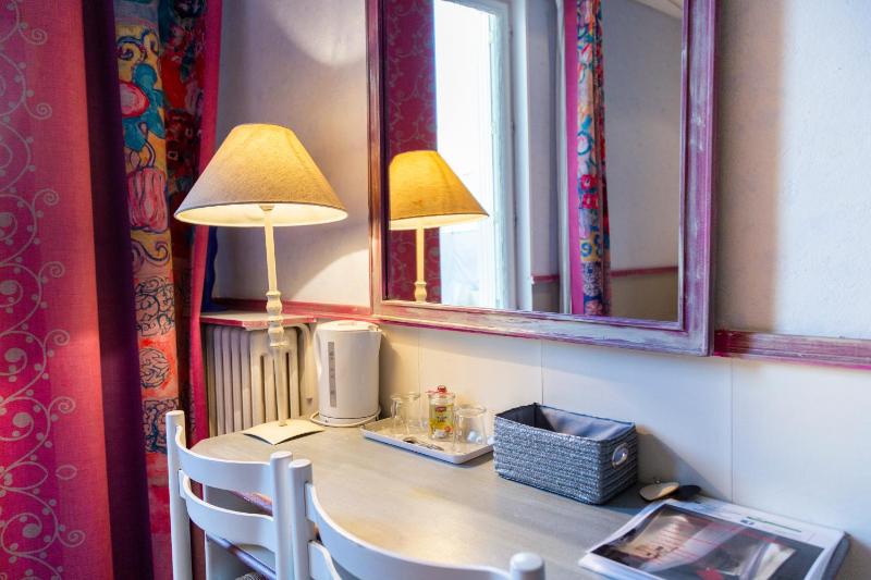 Comfort Triple Room image 3