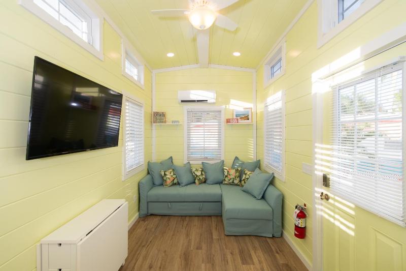 Two-Bedroom House image 3