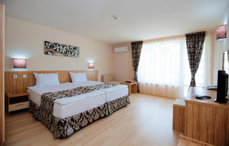 Karlovo Hotel - image 13