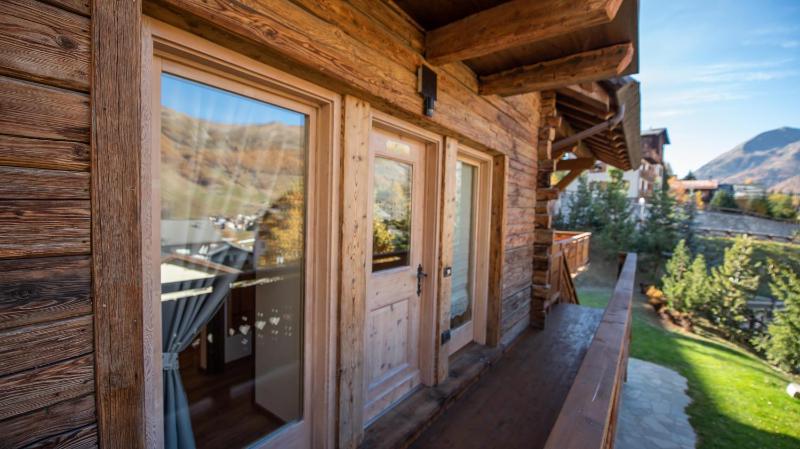 Chalet Snowflake - image 7