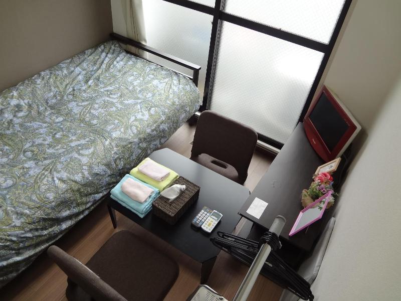 Guest House Zwell Hakata Yakuin305 - image 1