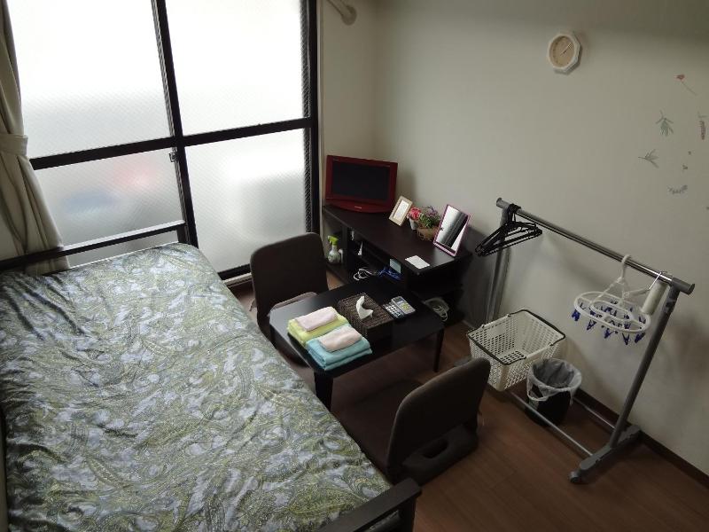 Guest House Zwell Hakata Yakuin305 - image 2
