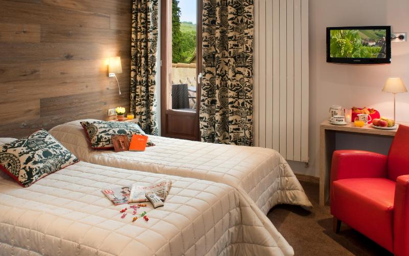 Deluxe Double Room image 1