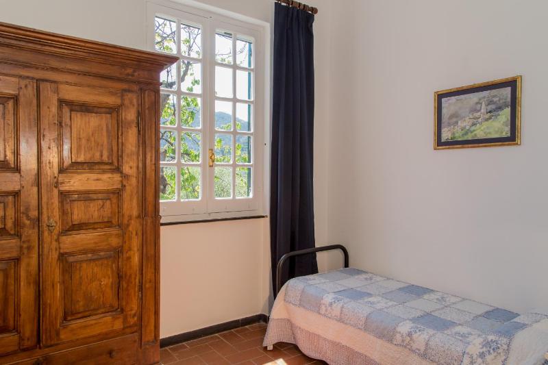 Deluxe Family Suite image 3